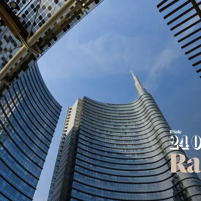 Grattacieli e logo Il Sole 24 Ore